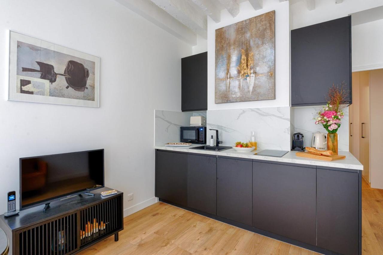 Appartement Design Ile St Louis - Welkeys Paris Luaran gambar