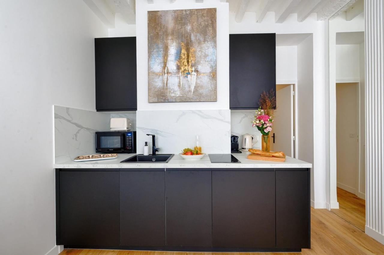 Appartement Design Ile St Louis - Welkeys Paris Luaran gambar